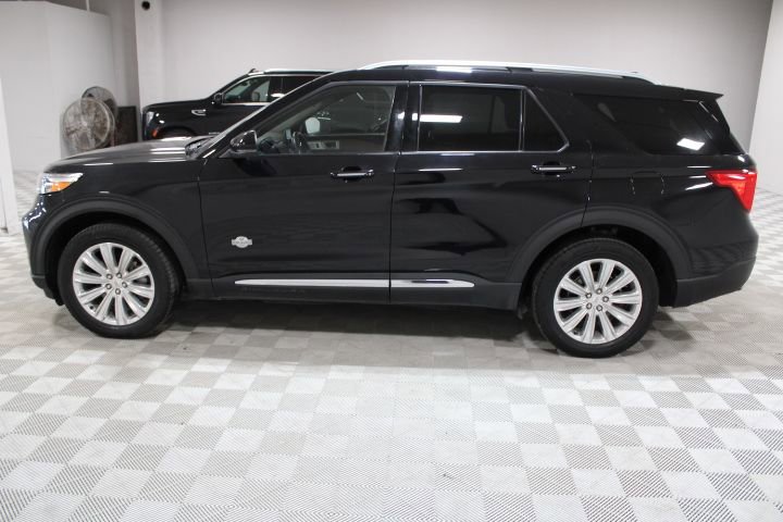 Used 2022 Ford Explorer King Ranch w/ Technology Package image 8