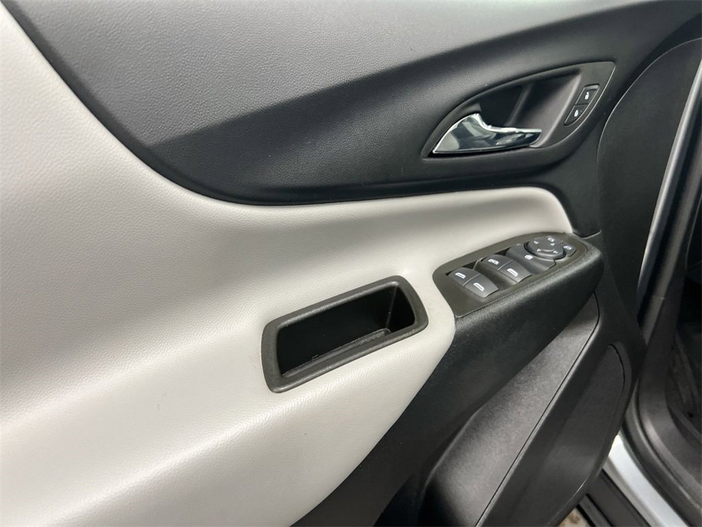 Used 2023 Chevrolet Equinox LS w/ LS Convenience Package image 20