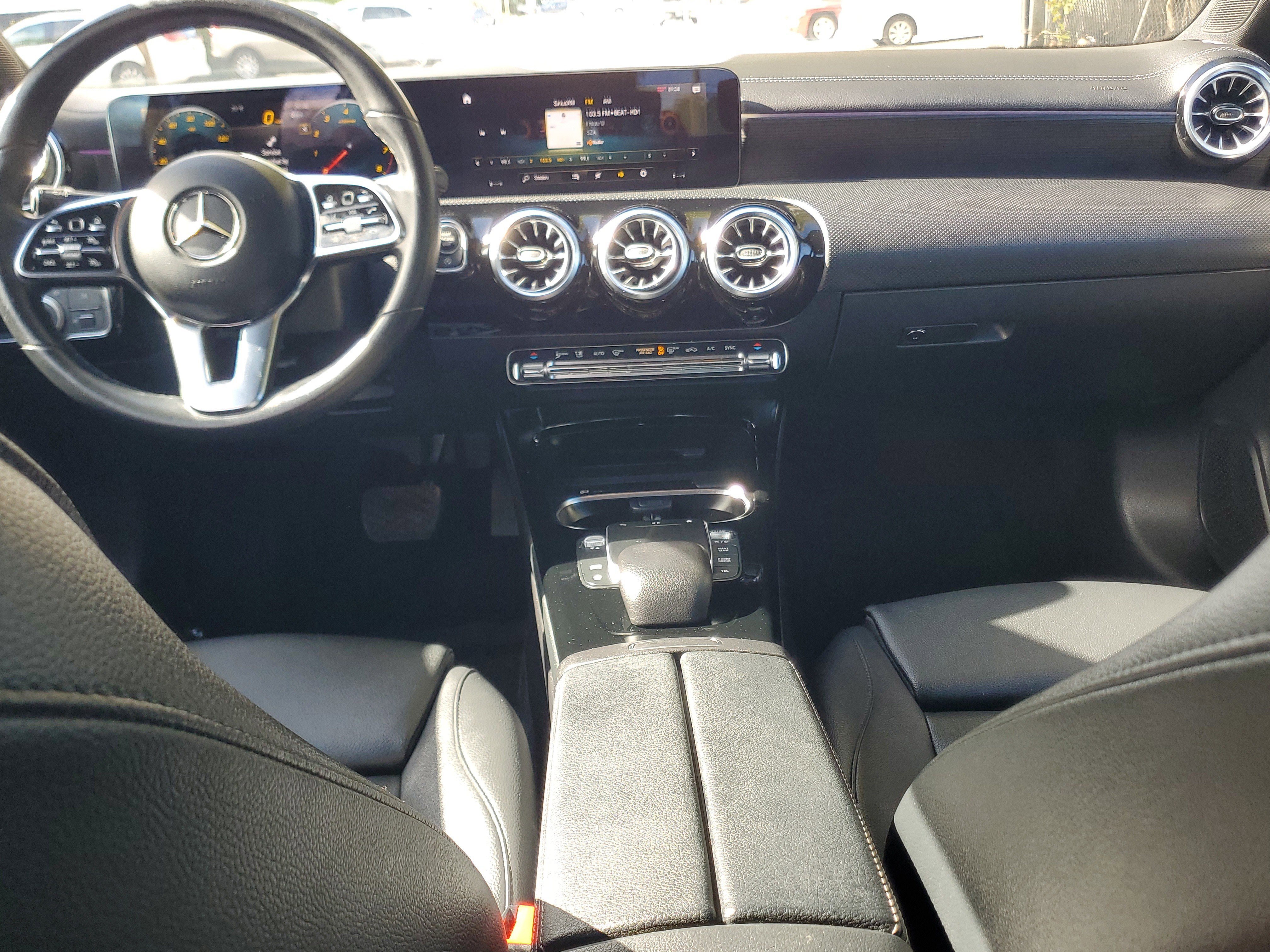 Used 2023 Mercedes-Benz CLA 250 w/ Premium Package image 11