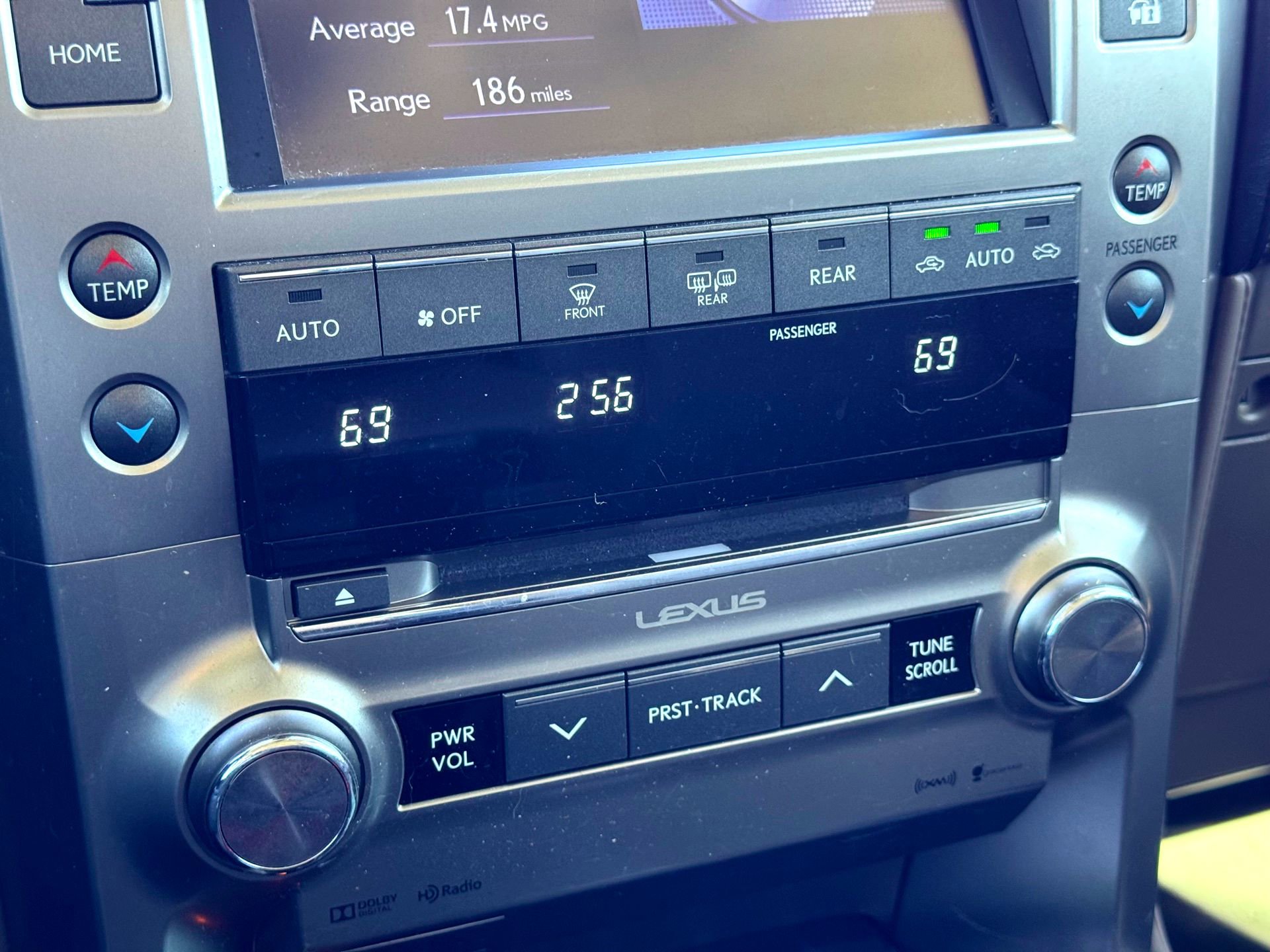 Used 2020 Lexus GX 460 Premium image 32