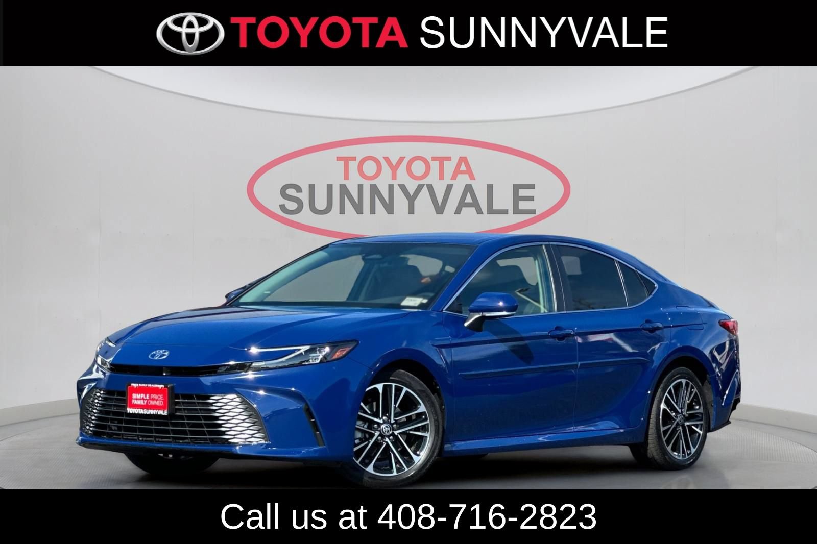 Used 2026 Toyota Camry XLE FWD image 2