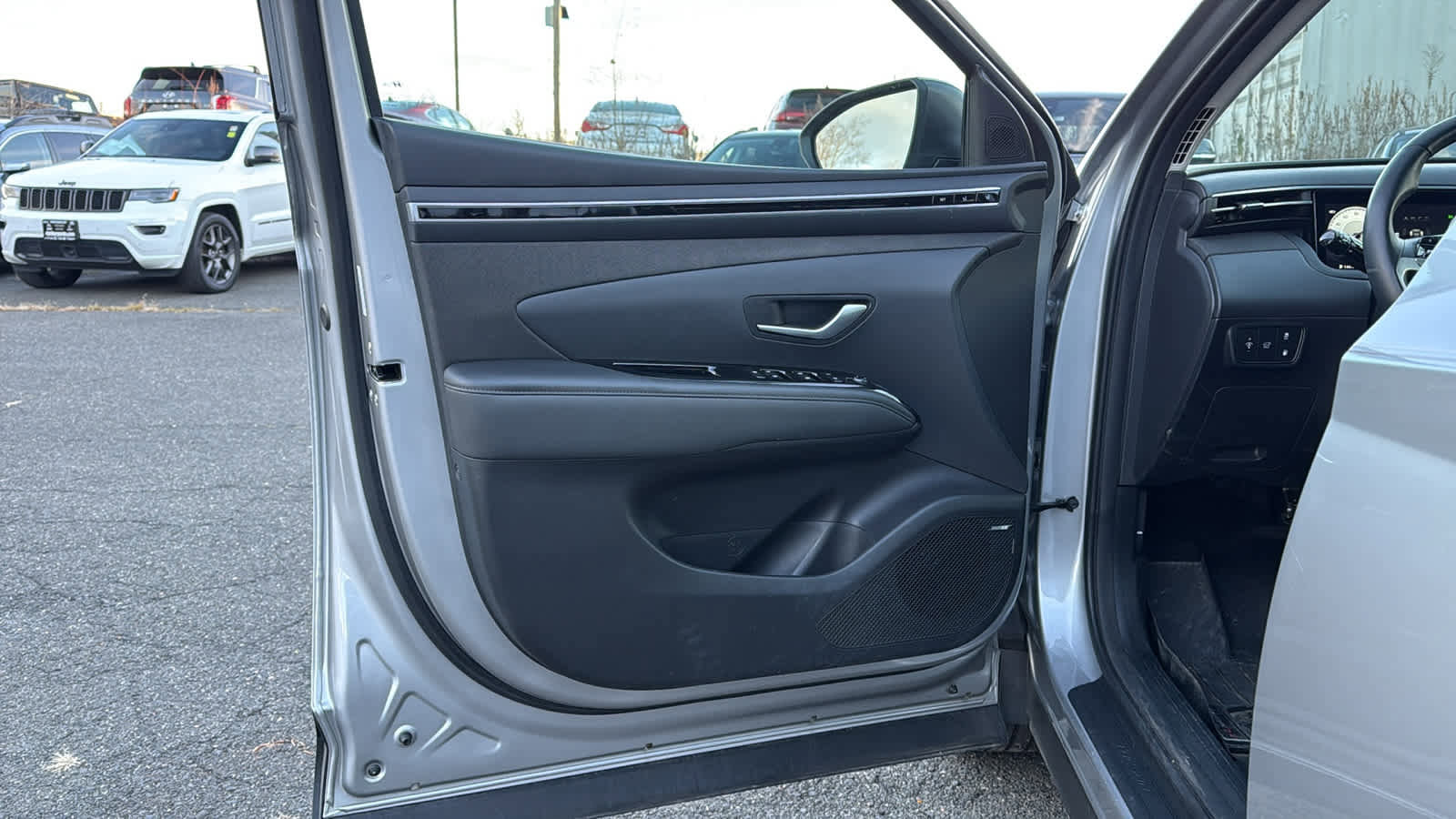 Used 2023 Hyundai Tucson Limited image 11