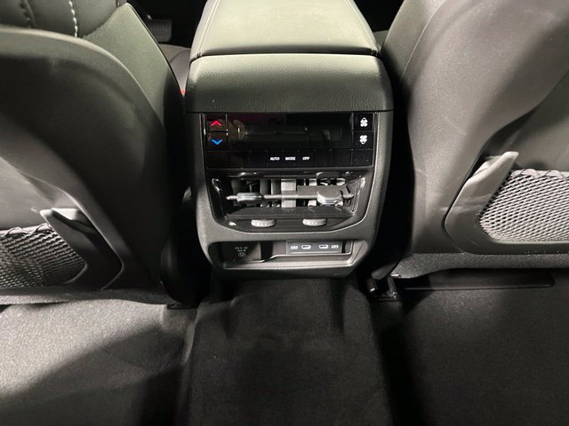 Used 2026 Jeep Grand Cherokee L 4WD image 42