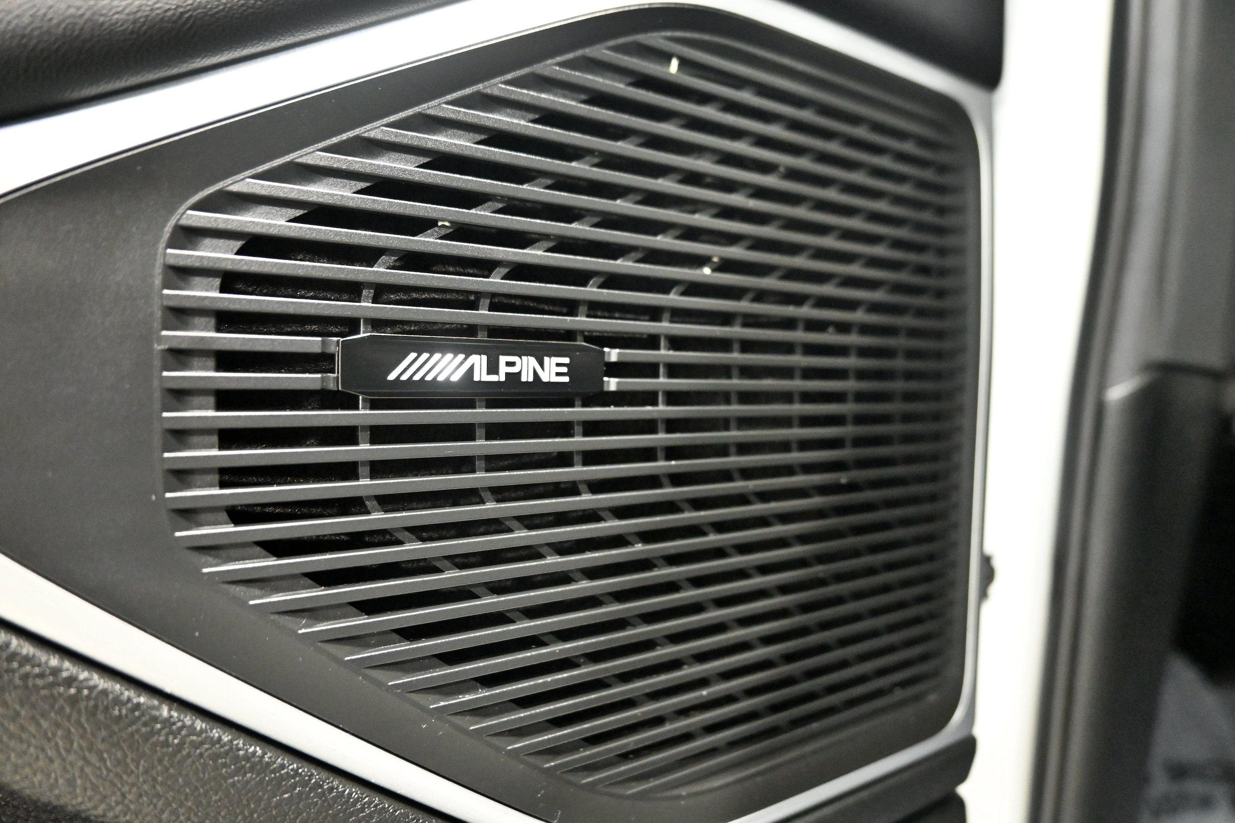 Used 2022 Jeep Wagoneer Series III AWD/4WD image 9