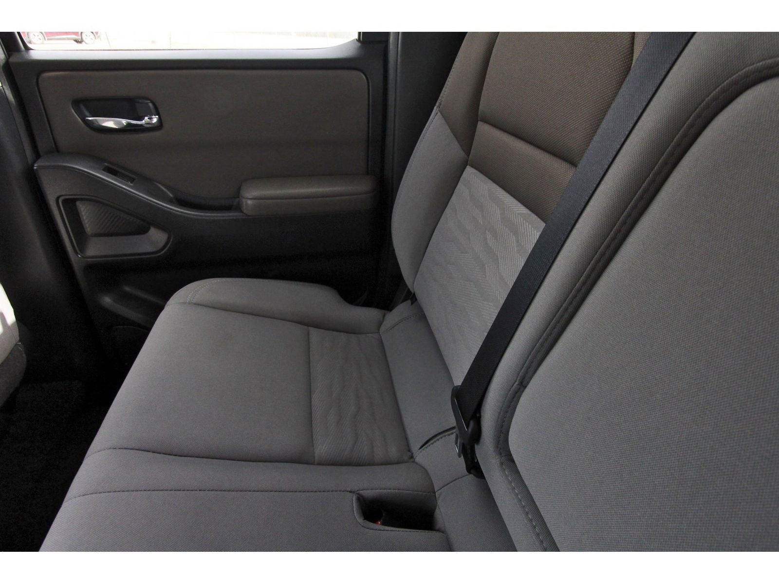 Used 2022 Nissan Frontier SV w/ Technology Package image 14