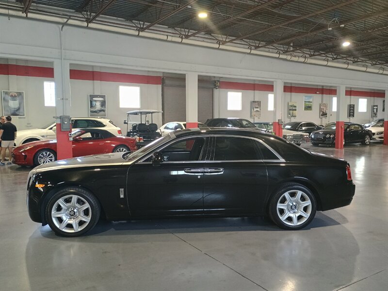 Used 2014 Rolls-Royce Ghost RWD image 2