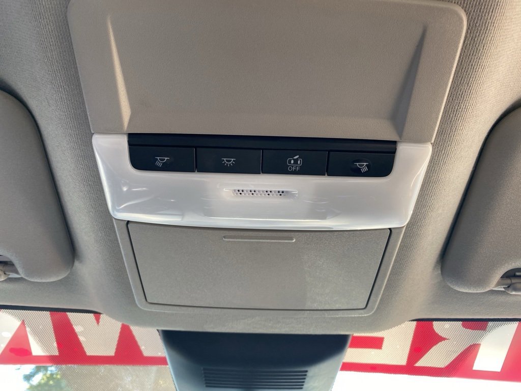 Used 2023 Nissan Sentra SV image 28