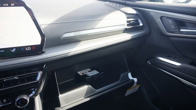 New 2026 Chevrolet Traverse LT image 37