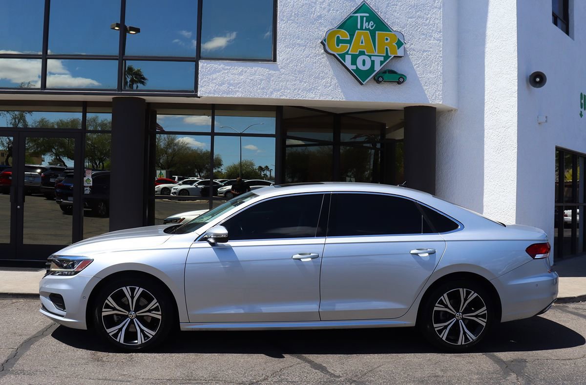 Used 2020 Volkswagen Passat 2.0T SEL FWD image 8