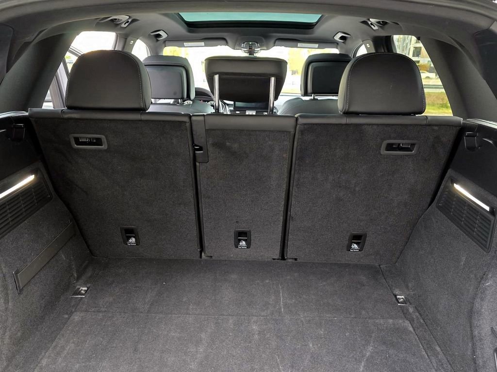 Used 2025 Audi Q5 2.0T Premium image 33