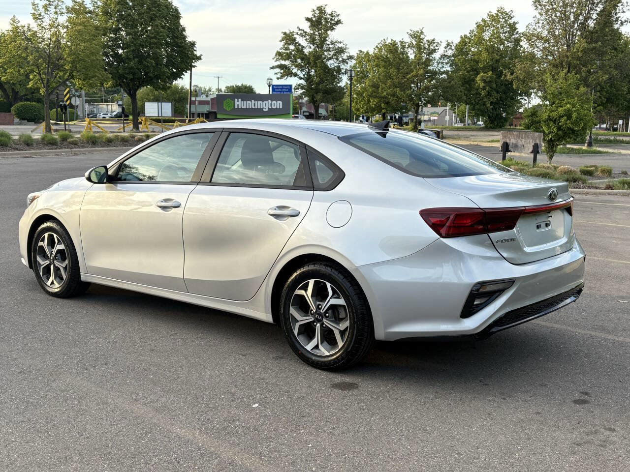 Used 2021 Kia Forte LXS image 15
