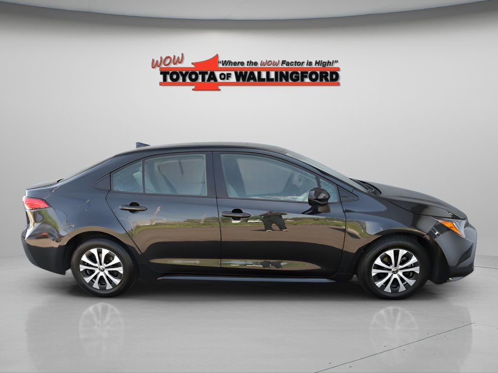 Certified 2022 Toyota Corolla LE FWD image 13