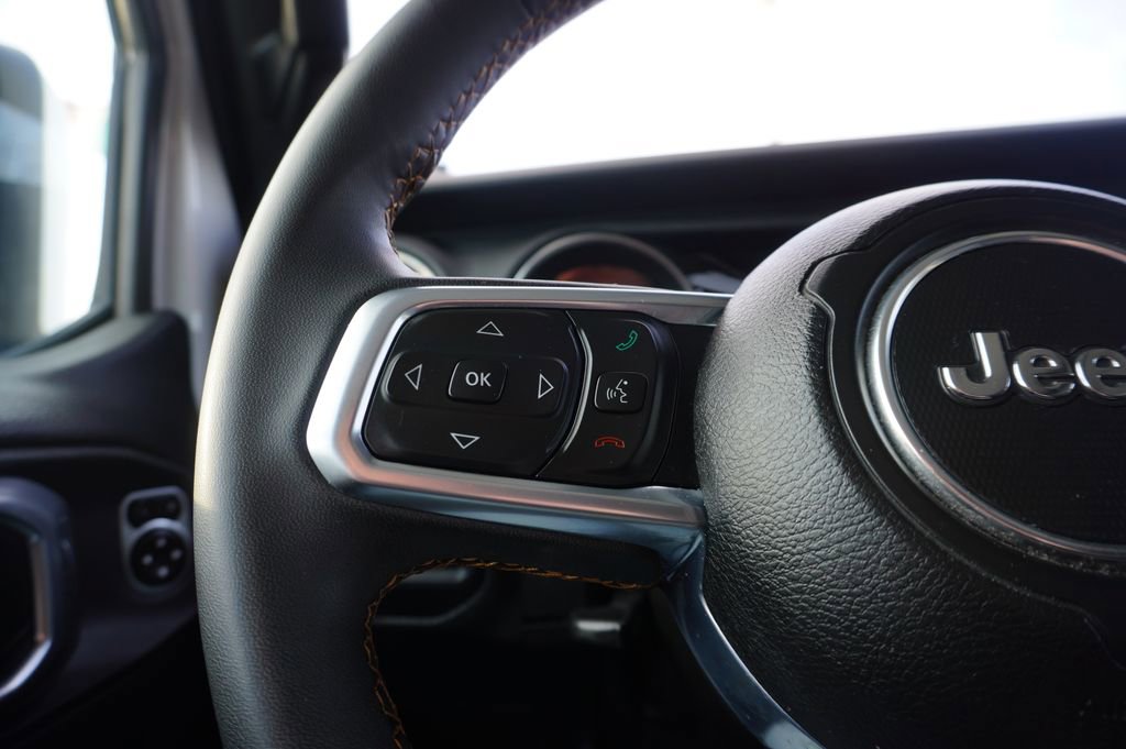 Used 2023 Jeep Gladiator Overland image 20