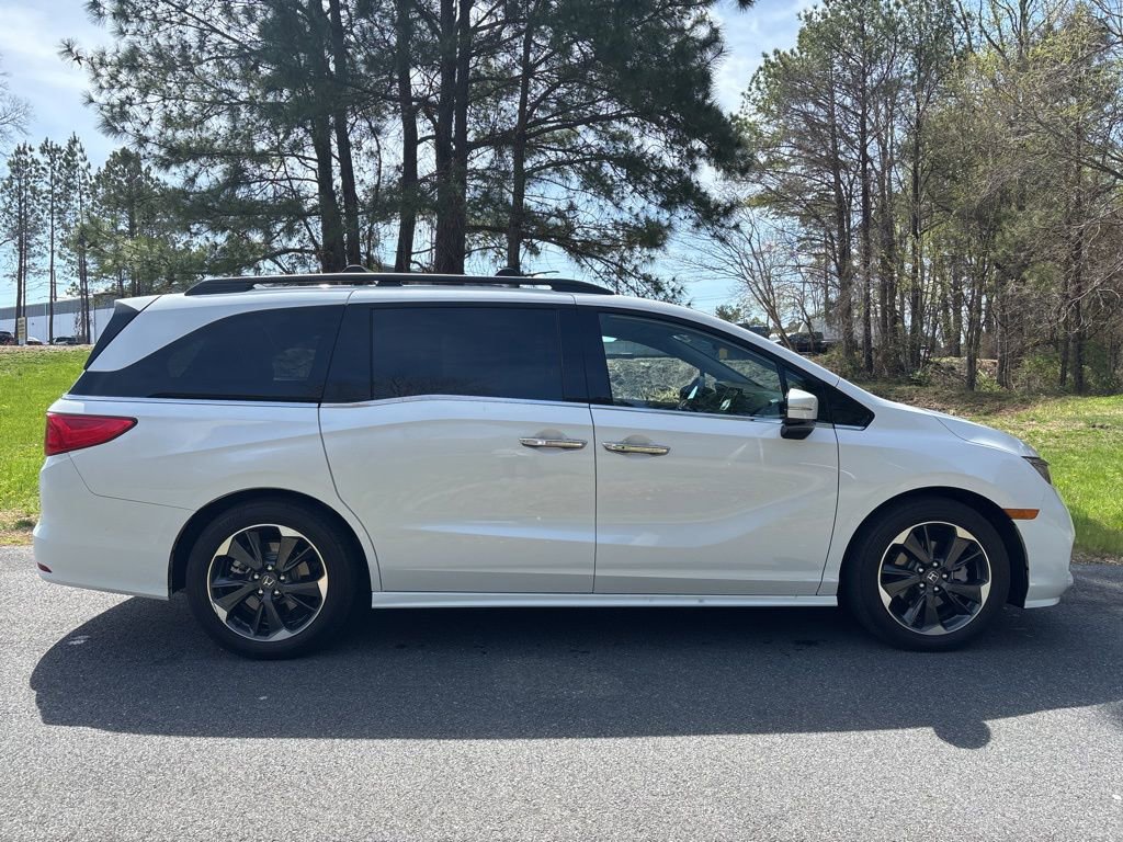 Used 2023 Honda Odyssey Elite image 4