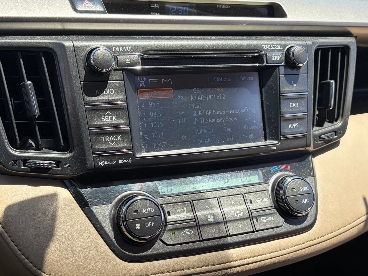 Used 2013 Toyota RAV4 XLE FWD image 10