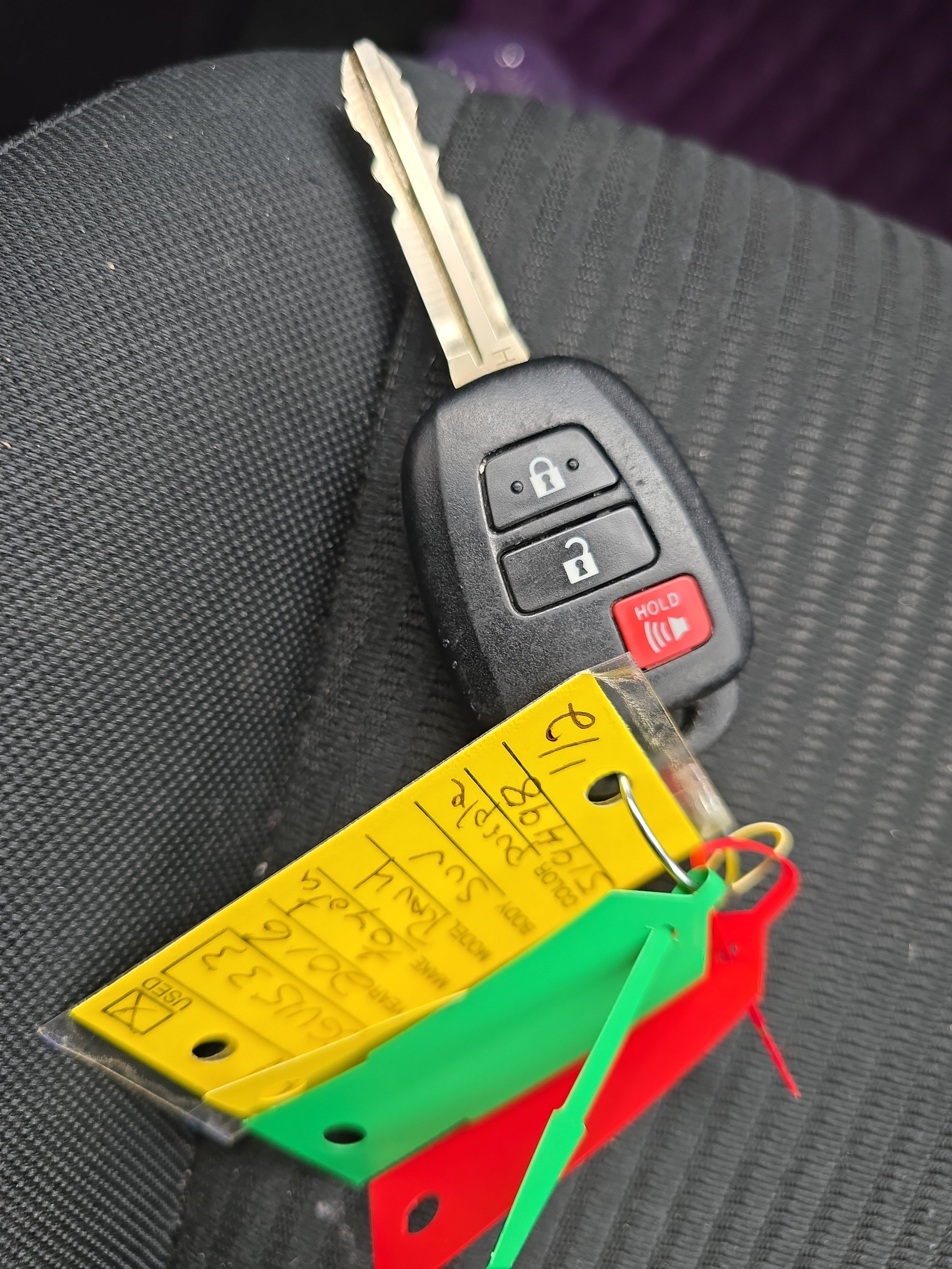 Used 2016 Toyota RAV4 LE AWD/4WD image 34
