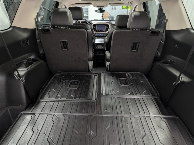 Used 2023 GMC Acadia Denali w/ Black Diamond Edition image 14