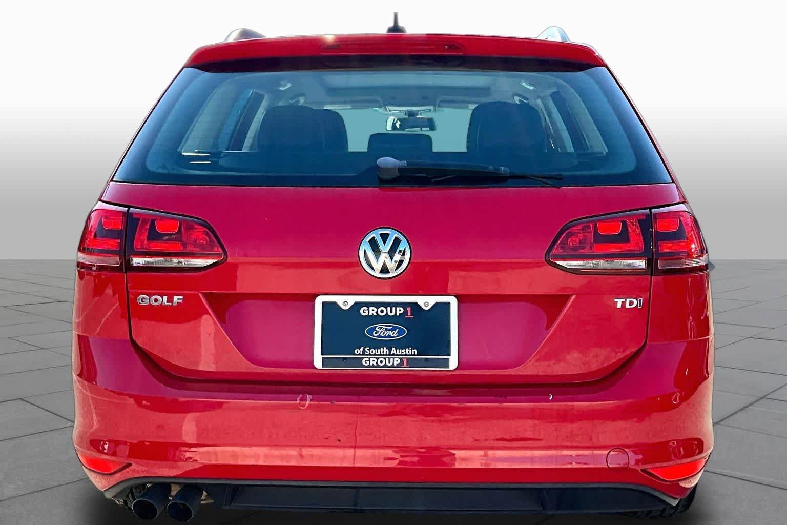 Used 2015 Volkswagen Golf TDI SE w/ Lighting Package FWD image 5