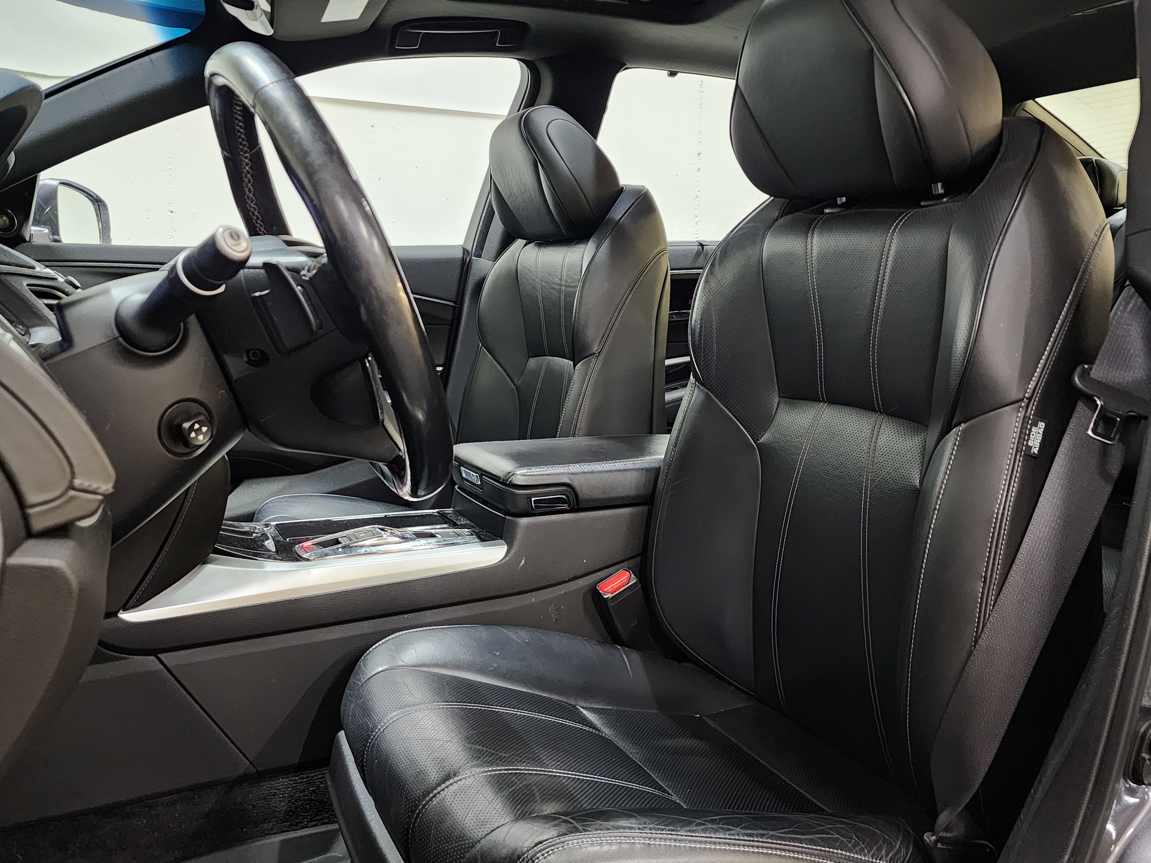 Used 2020 Acura RLX Sport Hybrid w/ Advance Pkg image 14