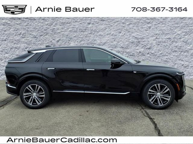 New 2026 Cadillac Lyriq Luxury w/ LPO, Floor Liner Package RWD image 4