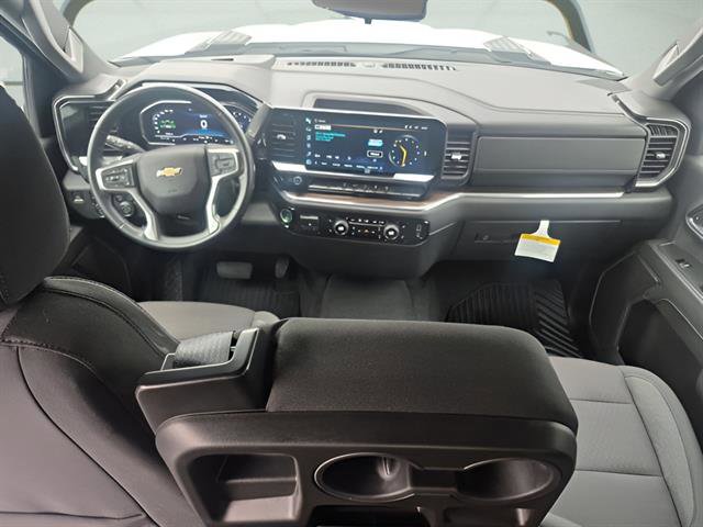 Certified 2024 Chevrolet Silverado 2500 LT w/ Convenience Package image 21