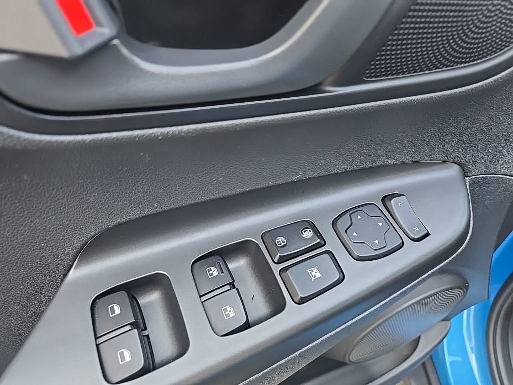 Used 2021 Hyundai Kona SEL w/ Cargo Package FWD image 27