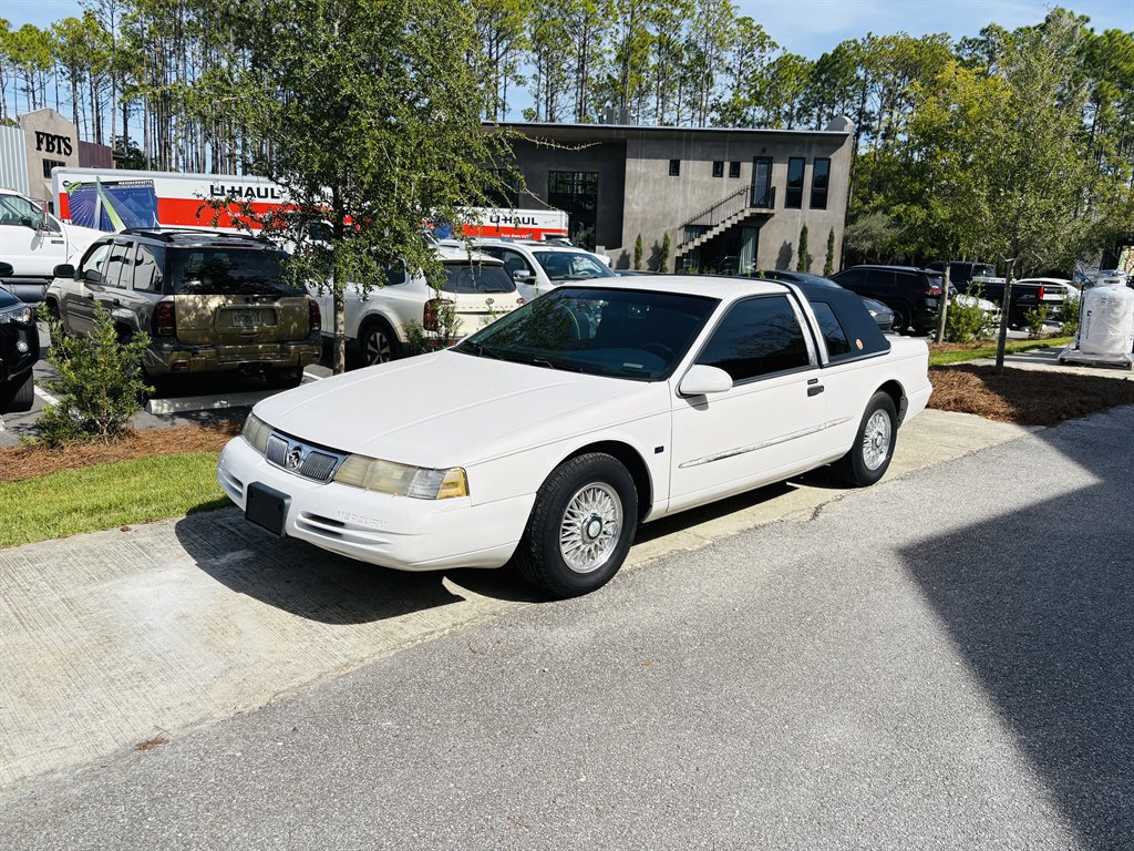 Used 1995 Mercury Cougar XR7 image 1