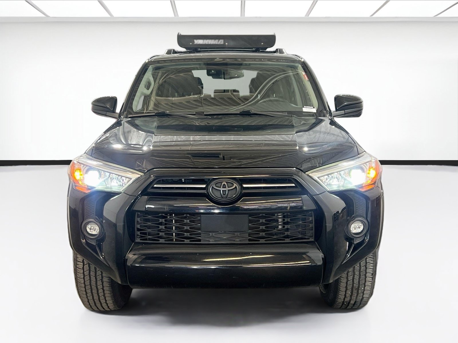Used 2021 Toyota 4Runner Trail Special Edition AWD/4WD image 2