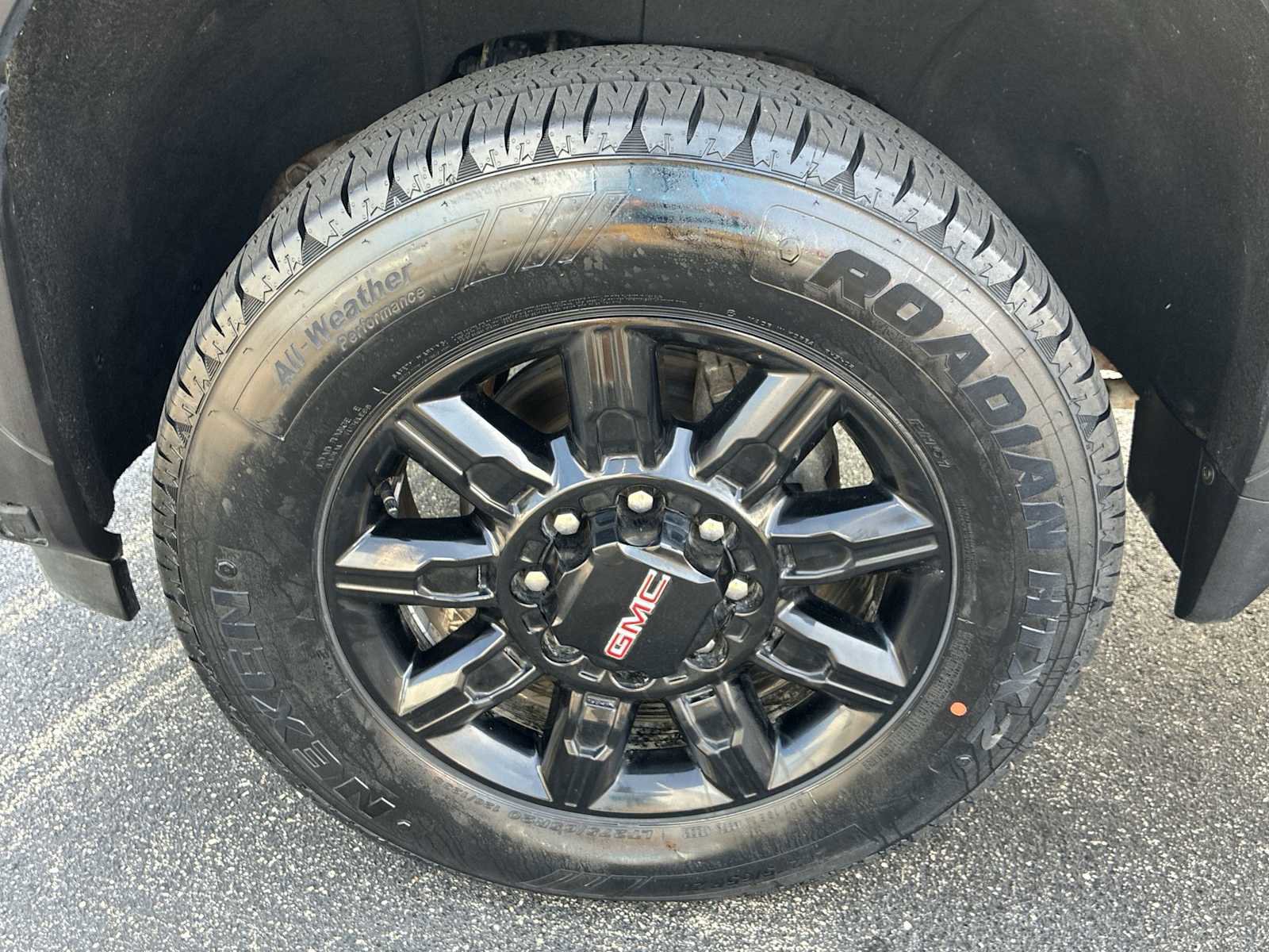 Certified 2024 GMC Sierra 2500 AT4 w/ AT4 Preferred Package image 32