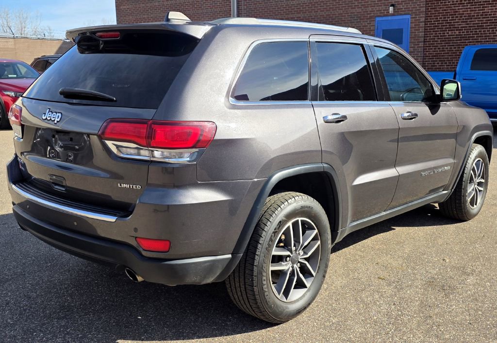 Used 2020 Jeep Grand Cherokee Limited w/ Luxury Group II AWD/4WD image 2