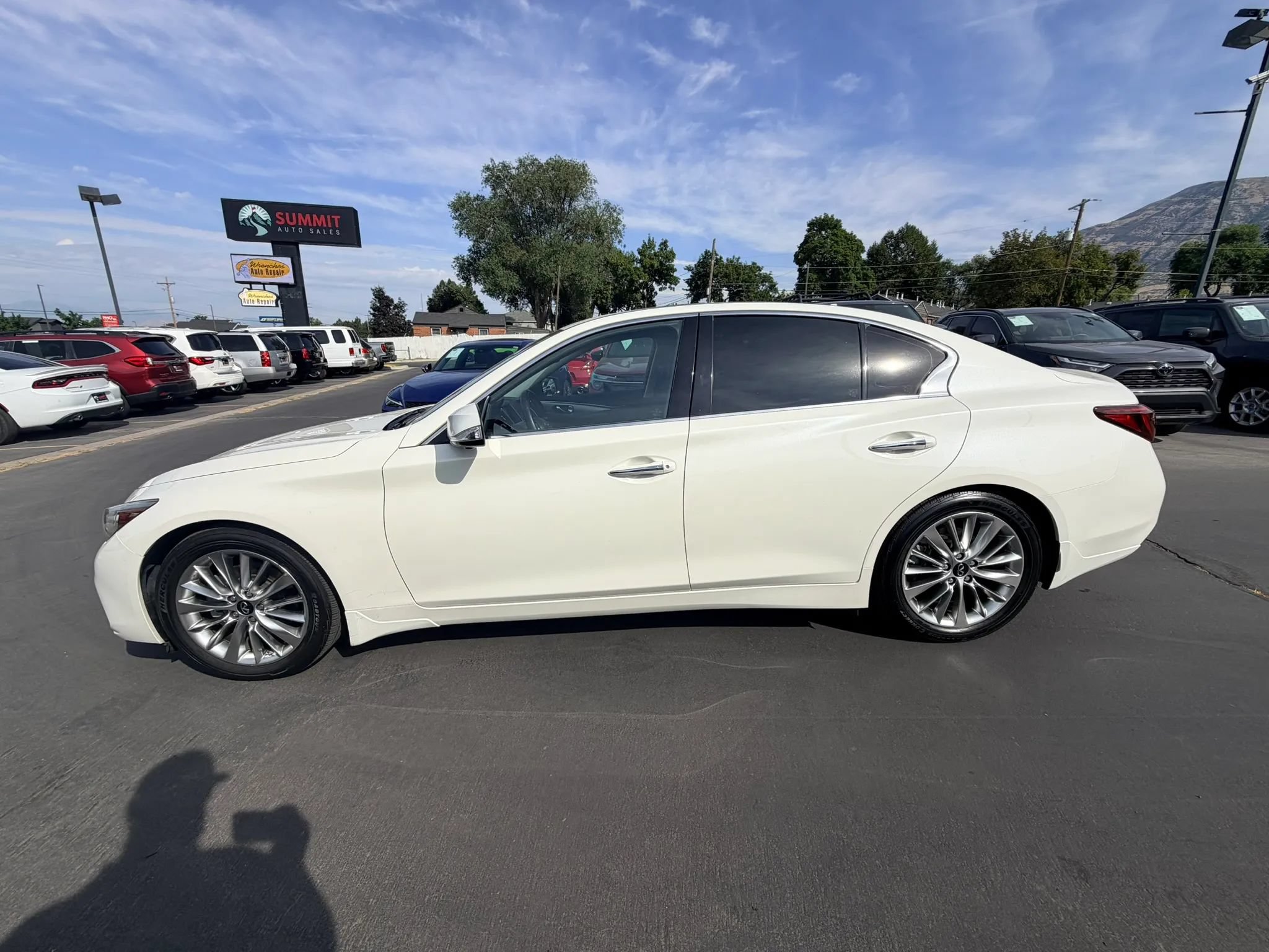Used 2021 INFINITI Q50 Luxe w/ Cargo Package RWD image 7