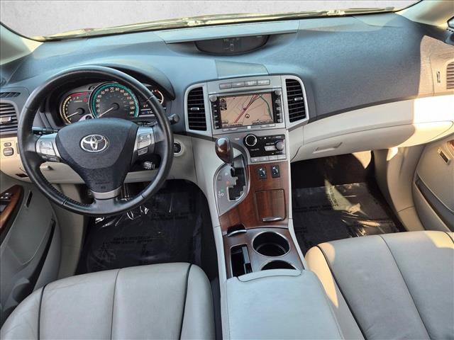 Used 2009 Toyota Venza AWD image 16