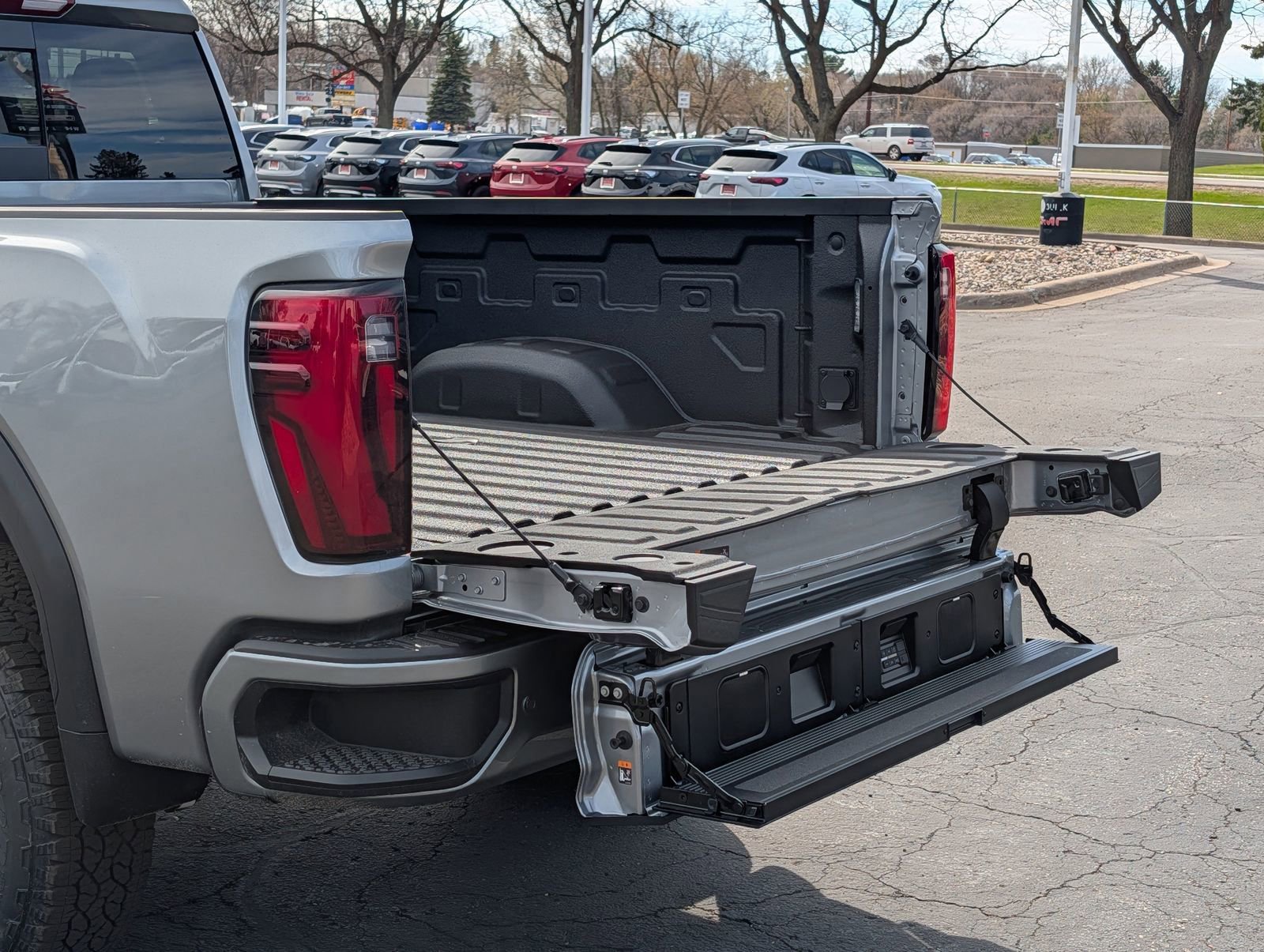 New 2026 GMC Sierra 3500 Denali Ultimate AWD/4WD image 6