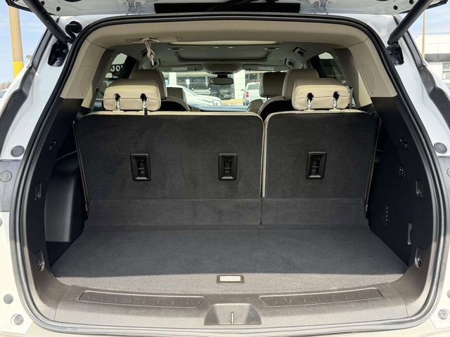 Used 2021 Buick Enclave Premium w/ Sun and Sites Package image 8