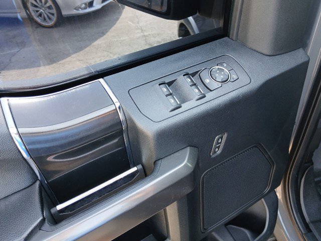 Used 2018 Ford F150 XLT w/ Equipment Group 302A Luxury image 9