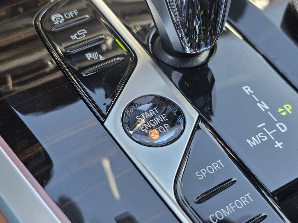 Used 2023 BMW X5 xDrive40i w/ Executive Package image 41