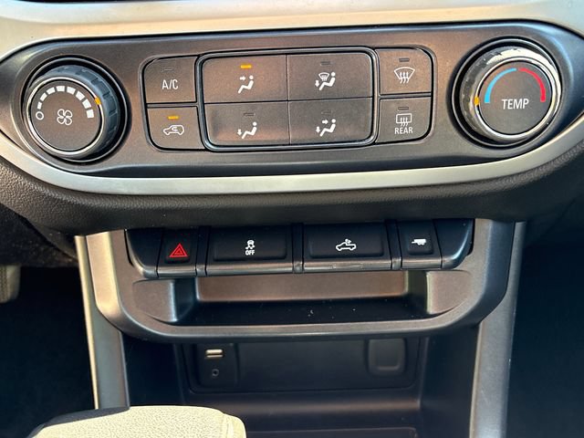 Used 2017 Chevrolet Colorado LT w/ LT Convenience Package AWD/4WD image 29