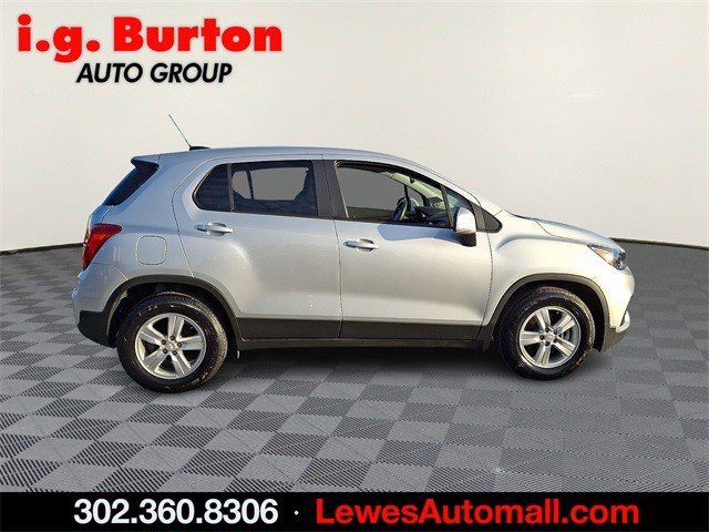 Certified 2020 Chevrolet Trax LS w/ Tint and Cruise Package image 5