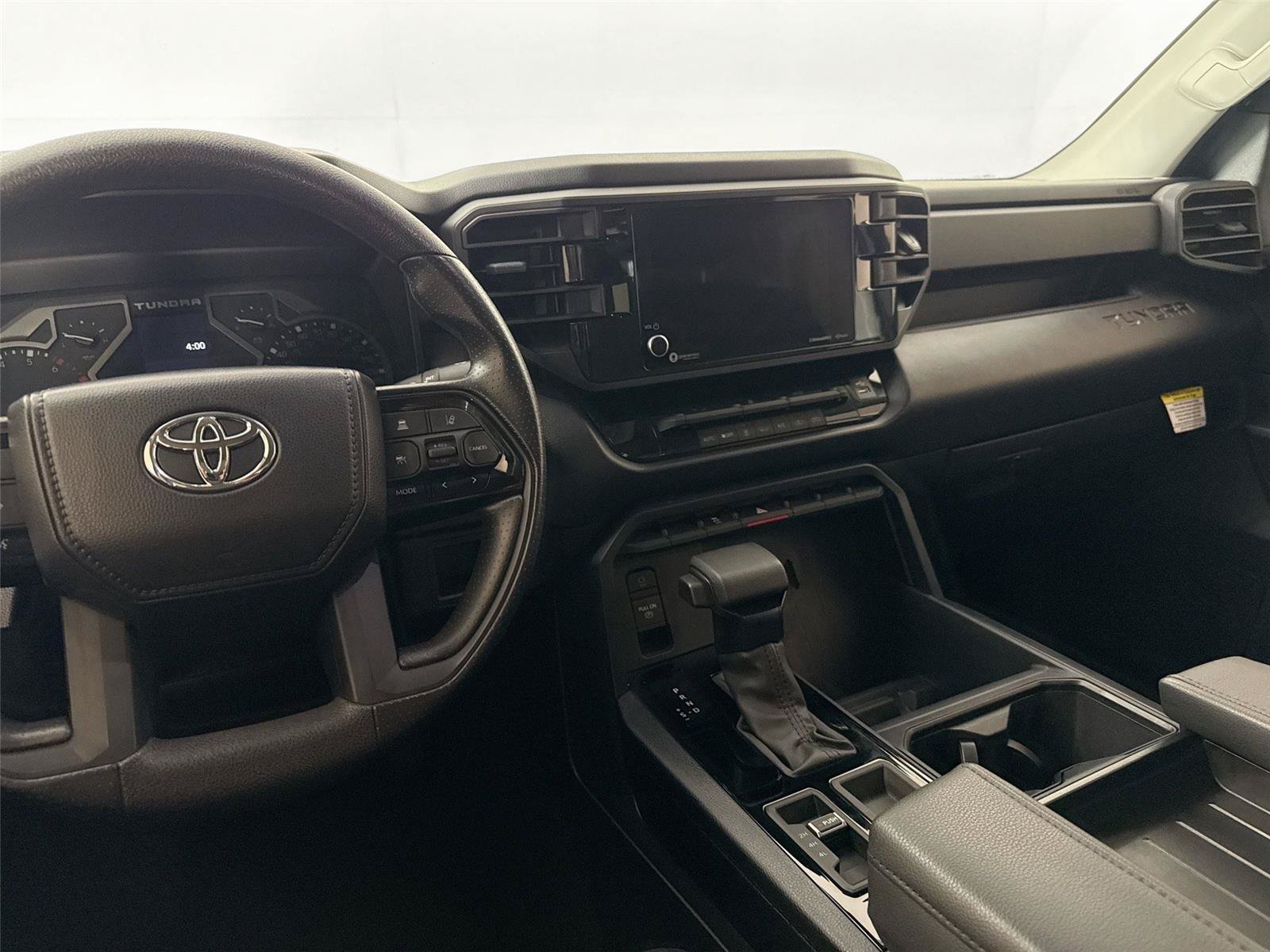 Used 2024 Toyota Tundra SR AWD/4WD image 30