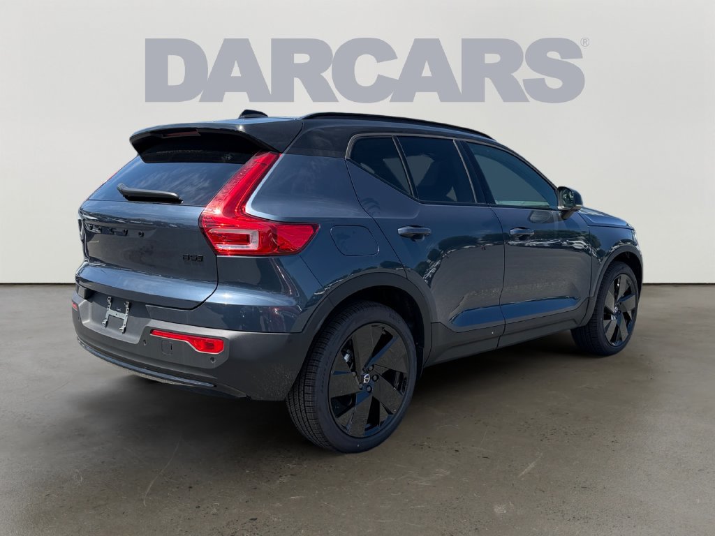 New 2026 Volvo XC40 B5 Ultra w/ Climate Package AWD/4WD image 4