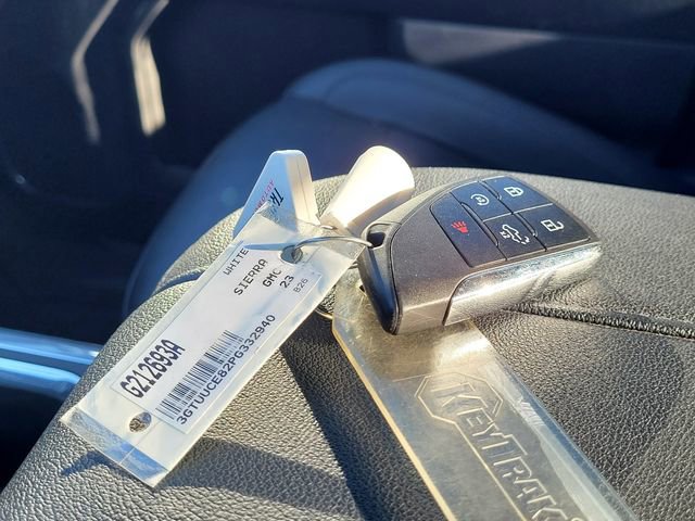 Used 2023 GMC Sierra 1500 Elevation w/ Elevation Premium Package image 27