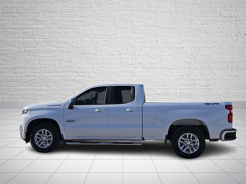 Used 2019 Chevrolet Silverado 1500 LT w/ Texas Edition image 2