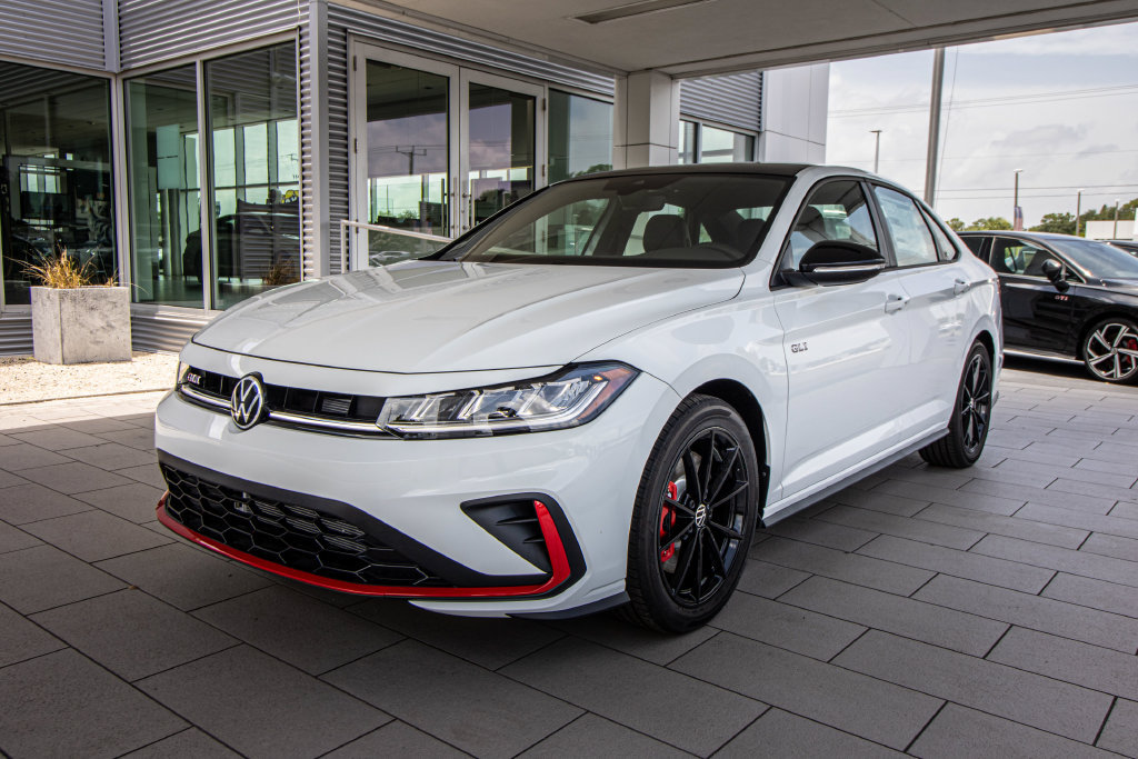 New 2026 Volkswagen Jetta GLI Autobahn FWD image 11