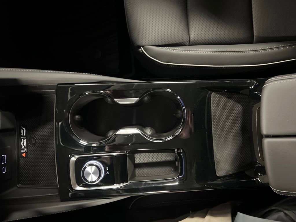 New 2026 Buick Envision Avenir image 26