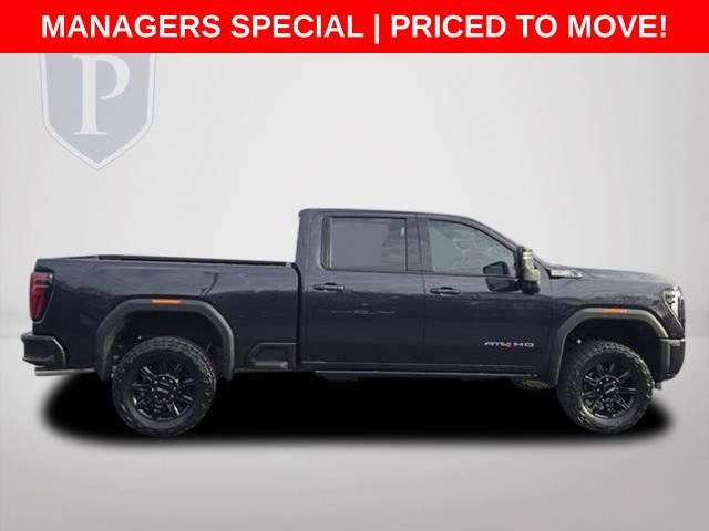 Used 2026 GMC Sierra 3500 AT4 image 5