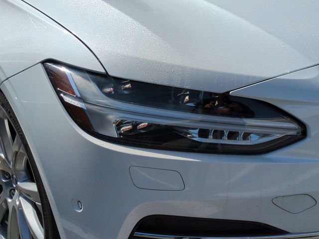Used 2018 Volvo S90 T8 Inscription w/ Convenience Package AWD/4WD image 5