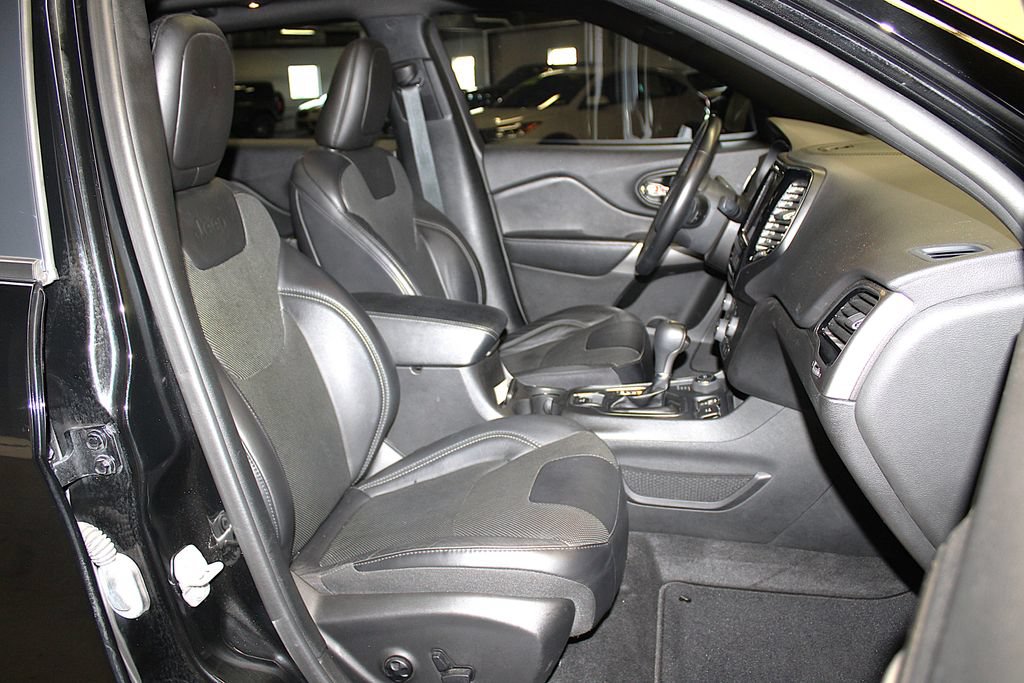 Certified 2021 Jeep Cherokee High Altitude AWD/4WD image 34