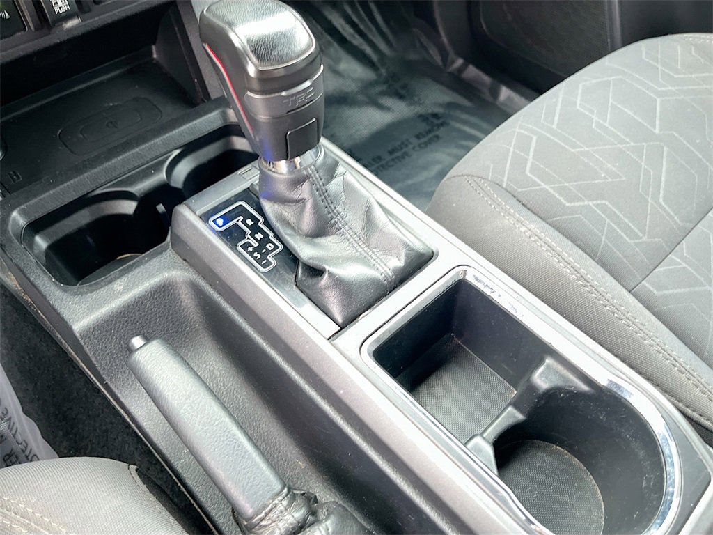 Used 2019 Toyota Tacoma w/ TRD Off-Road Package image 17