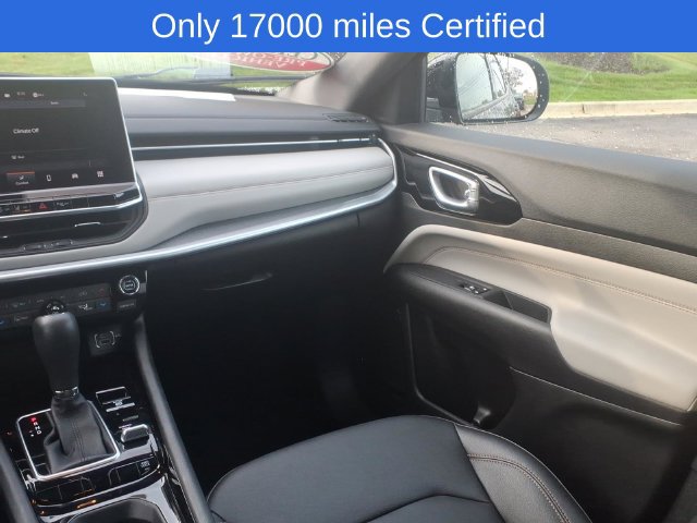 Certified 2024 Jeep Compass Limited AWD/4WD image 12