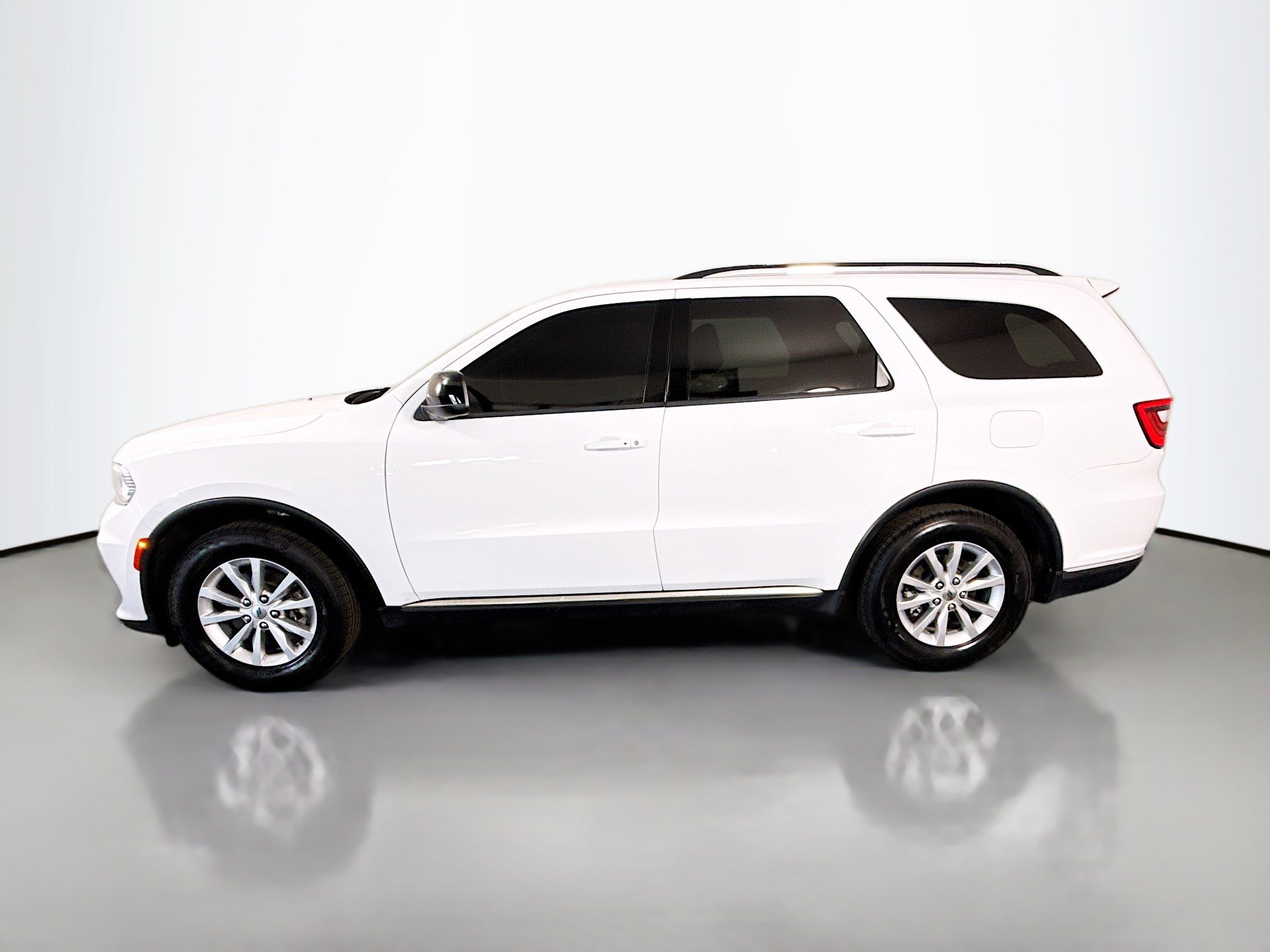 Used 2023 Dodge Durango SXT RWD image 6